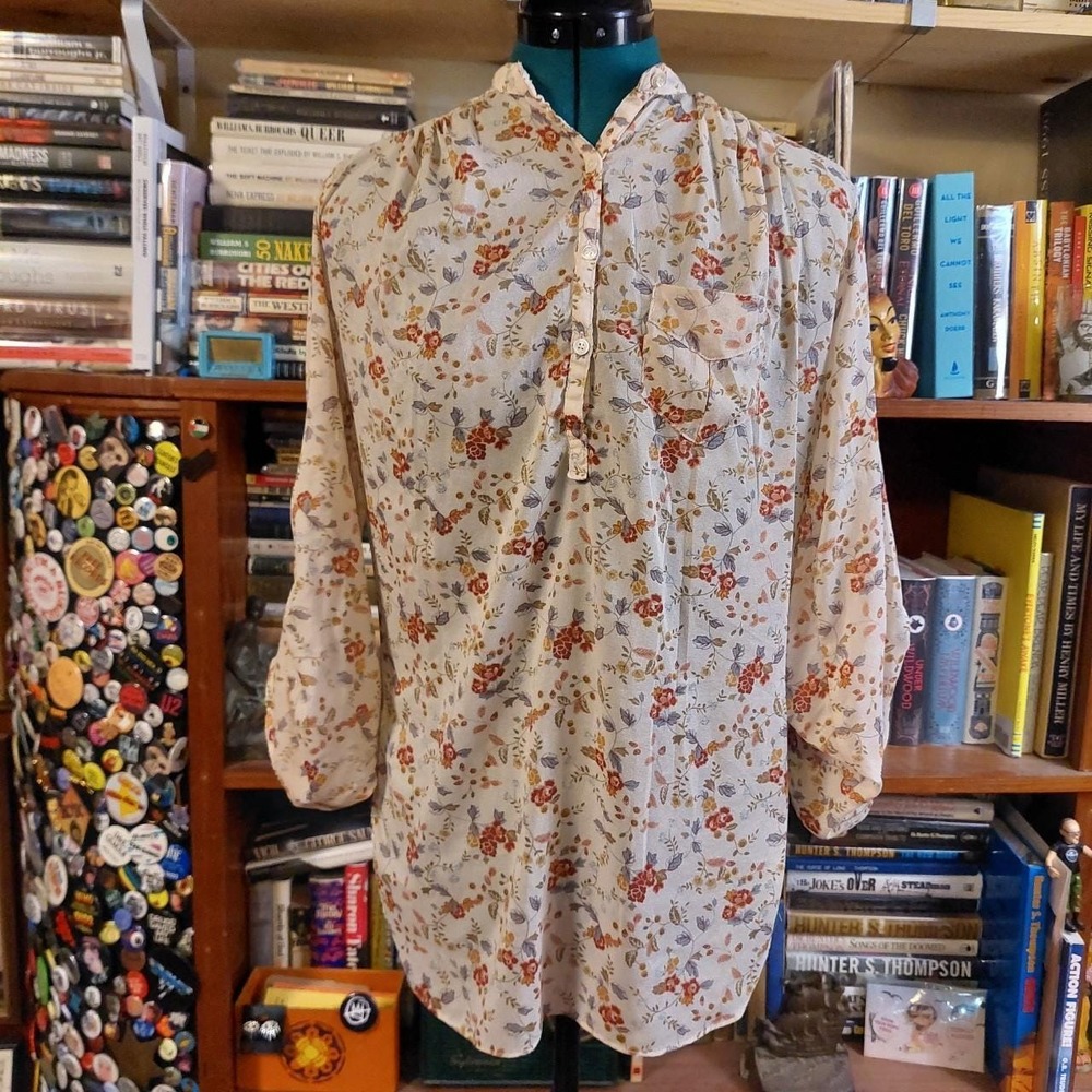 Vintage cream, red, and tan floral button up with adjustable sleeves.